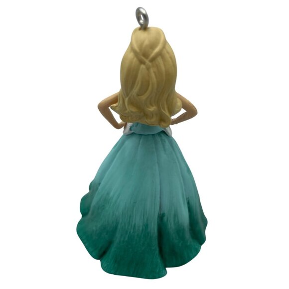 Hallmark Barbie Christmas Tree Ornament With 2016 Star Hook - Picture 7 of 16